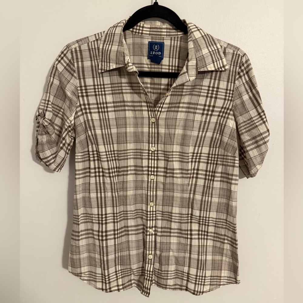 IZOD Women's Beige and Brown Plaid Button Down Shirt